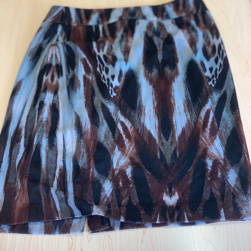 Calvin Klein size 6 skirt